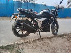 TVS Apache RTR 160 4V